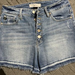 Women’s shorts